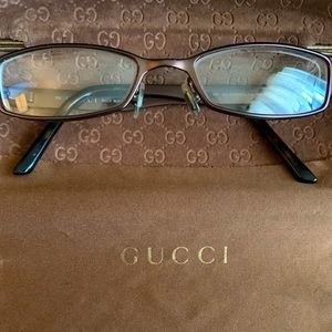 Gucci prescription eyewear w/ case & cloth